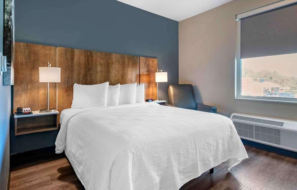 Extended Stay America Premier Suites - Daytona Beach - オーモンド・ビーチ 部屋 写真